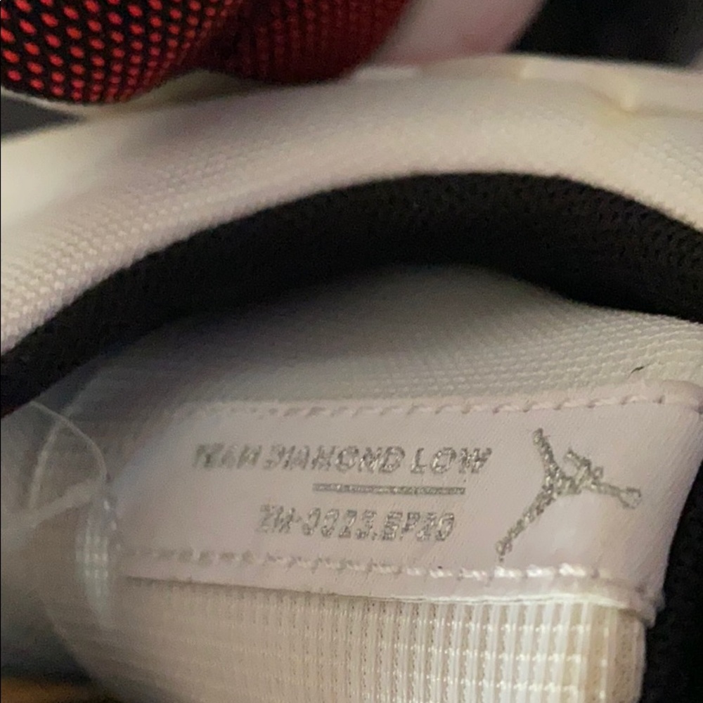 Jordan sneakers - Picture 11 of 16